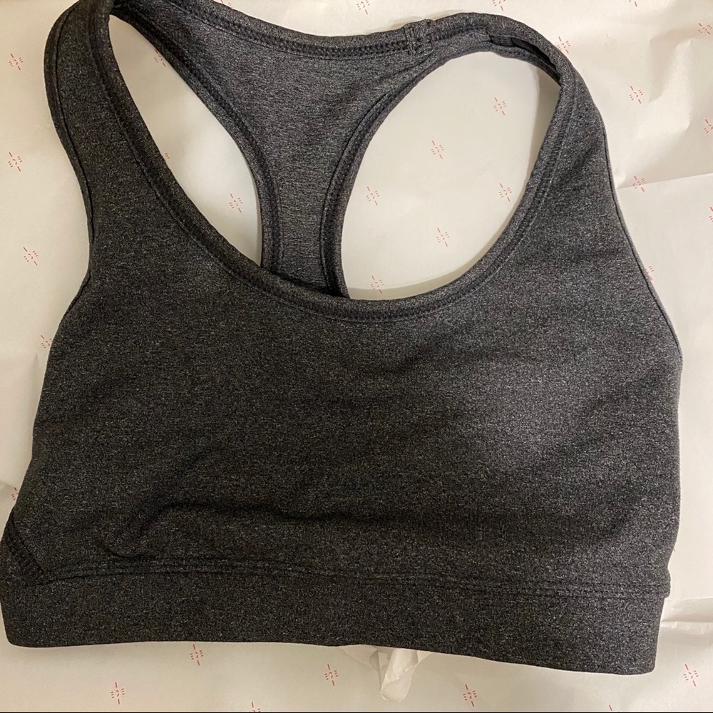 Gap fit sports bra